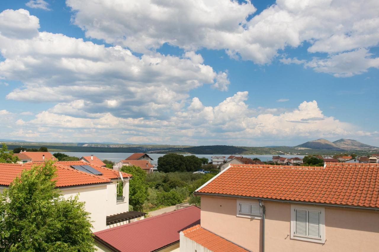 Apartment Dalmatien Raslina Esterno foto