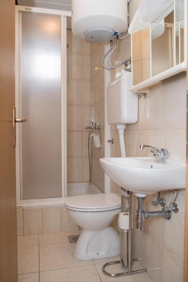 Apartment Dalmatien Raslina Esterno foto