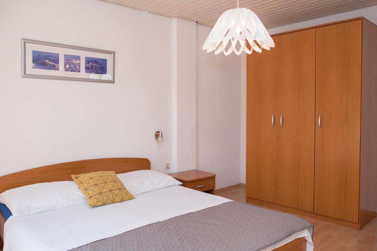 Apartment Dalmatien Raslina Esterno foto