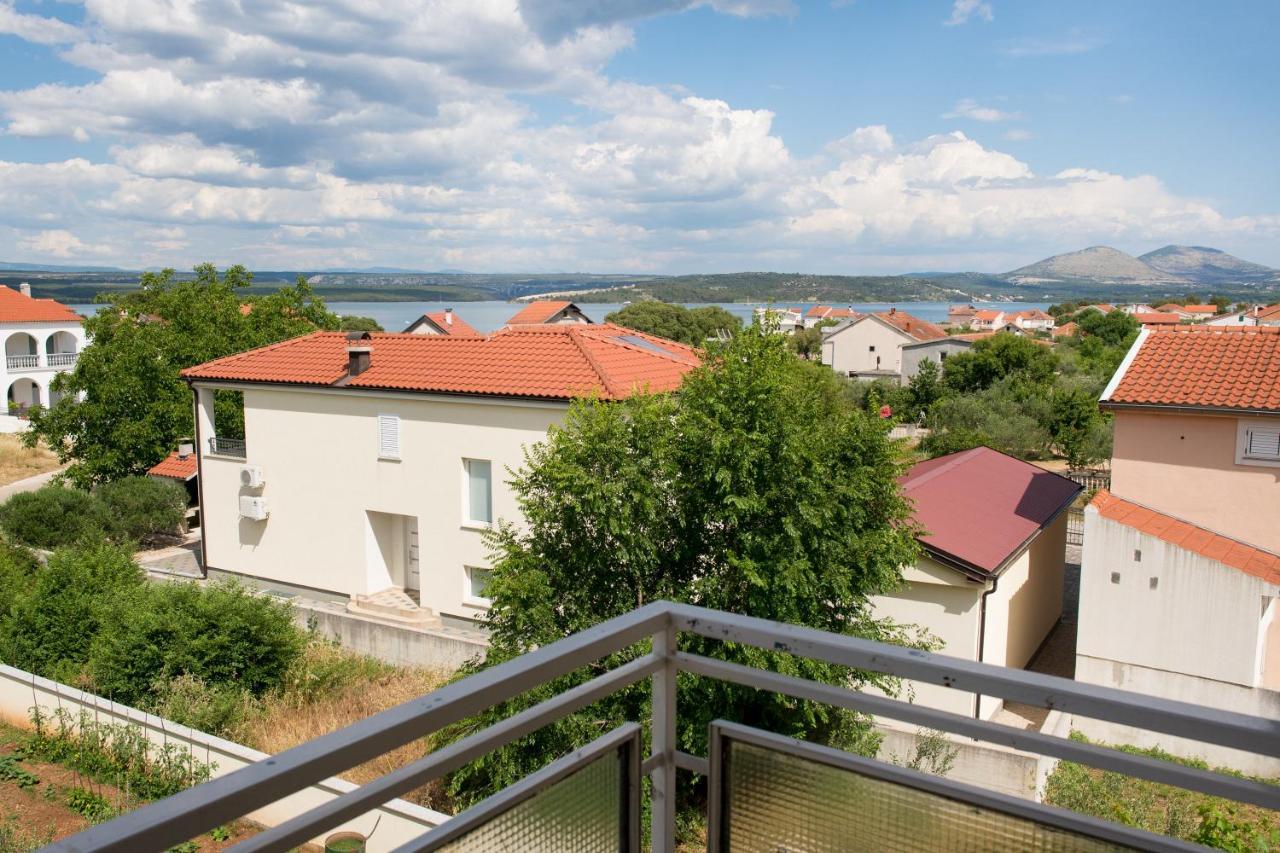 Apartment Dalmatien Raslina Esterno foto